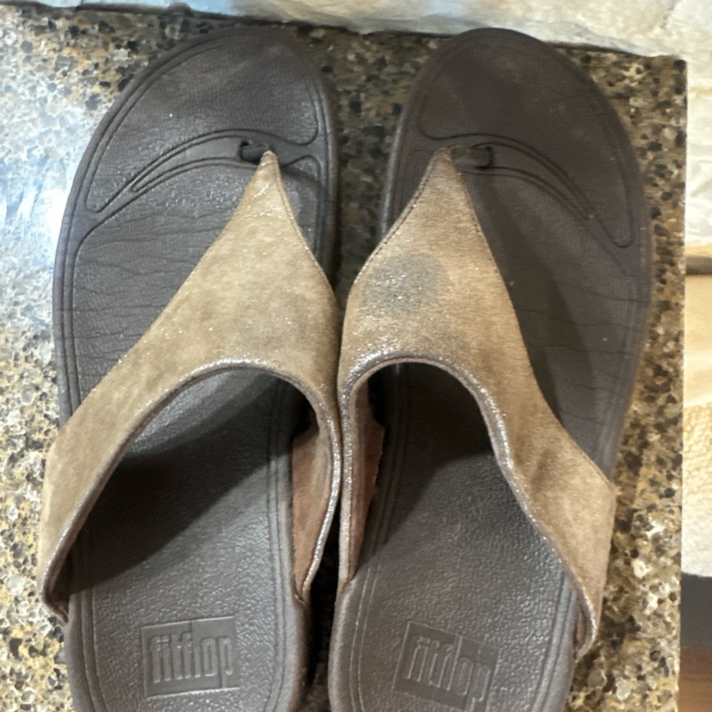 Fitflop Lulu bronze shimmer brown comfortable  Sandals